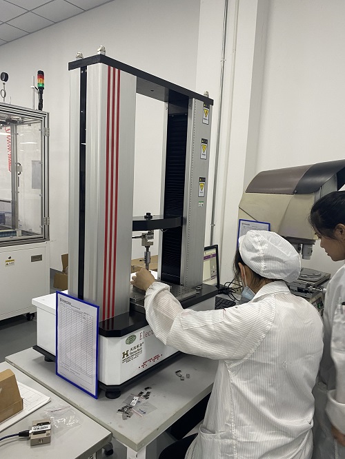 微機(jī)控制雙柱拉力試驗機(jī)